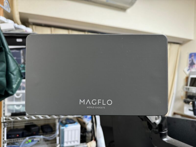 [PR]iPad Pro/Airをモニタアームに付けられる、MagFloを先行レビュー