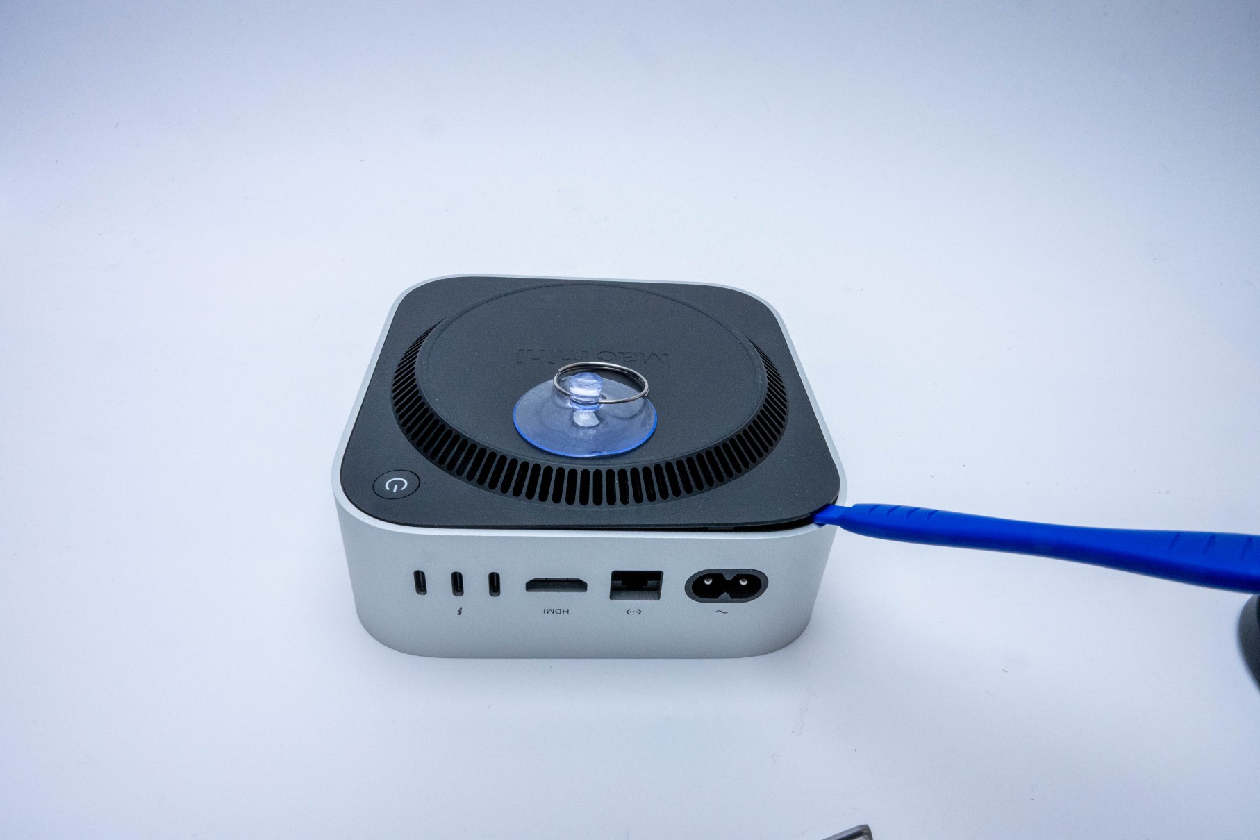 M4 mac mini 256GBモデルのSSDを1TBに換装する方法