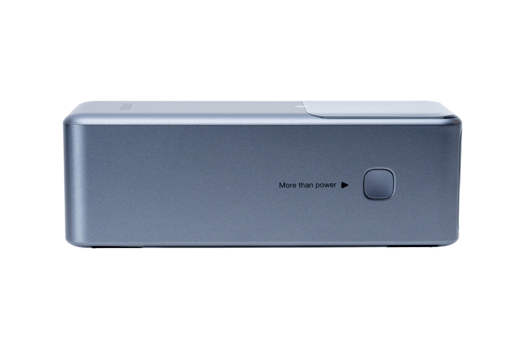【PR】ケーブル内蔵型のUGREEN Nexode巻き取り式モバイルバッテリーをレビューしてみた