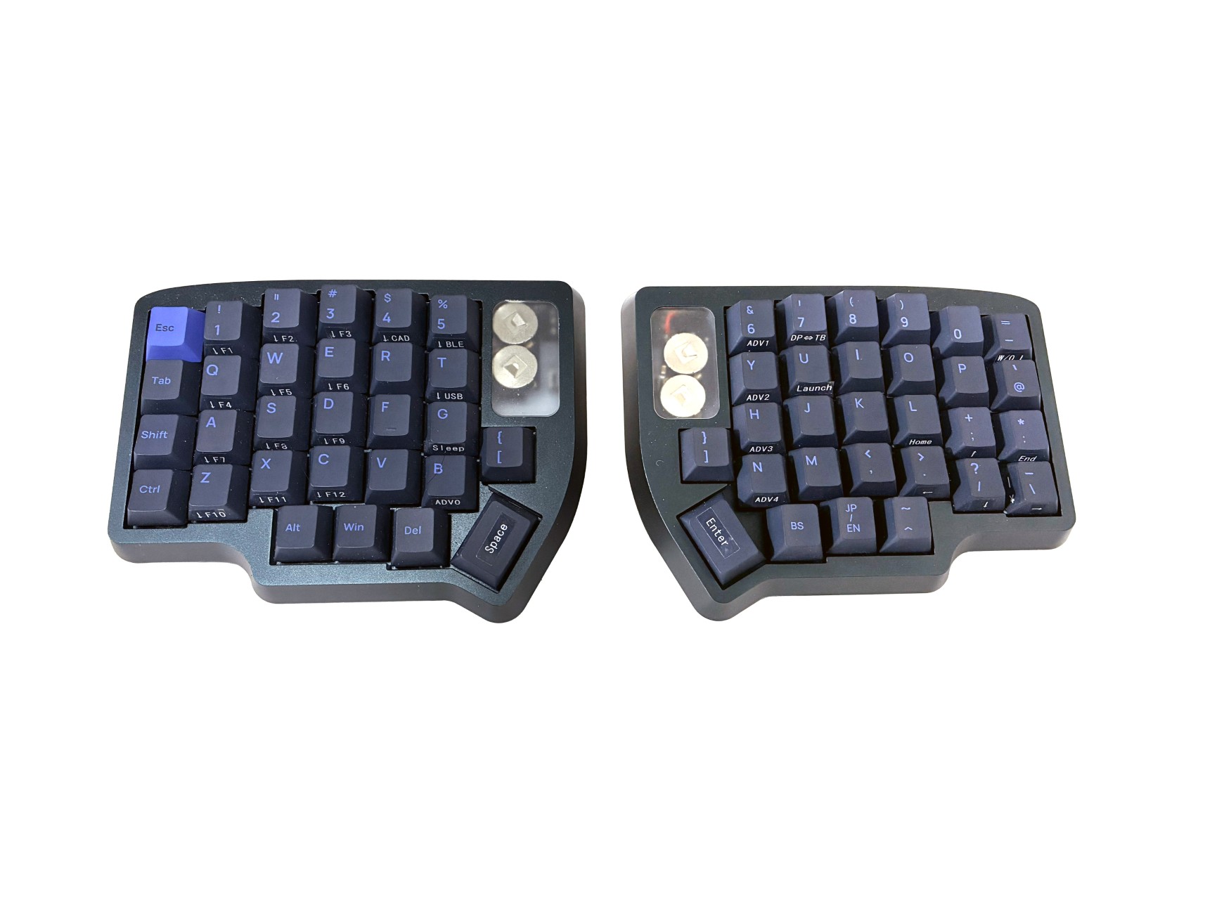 【ベストバイガジェット2025】もっと早くに手を出しておけばよかった…　分割キーボード「Lily58 Pro」