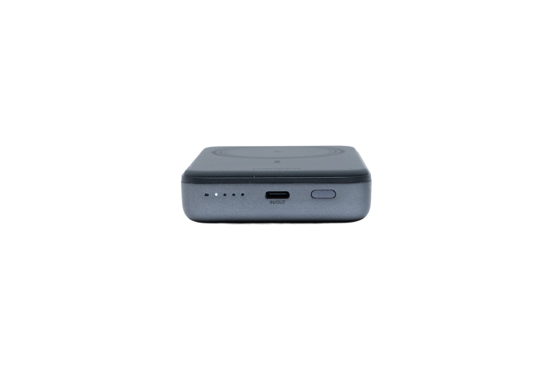 「新生活は、満電のスタートから」、新生活にぴったりな充電セット